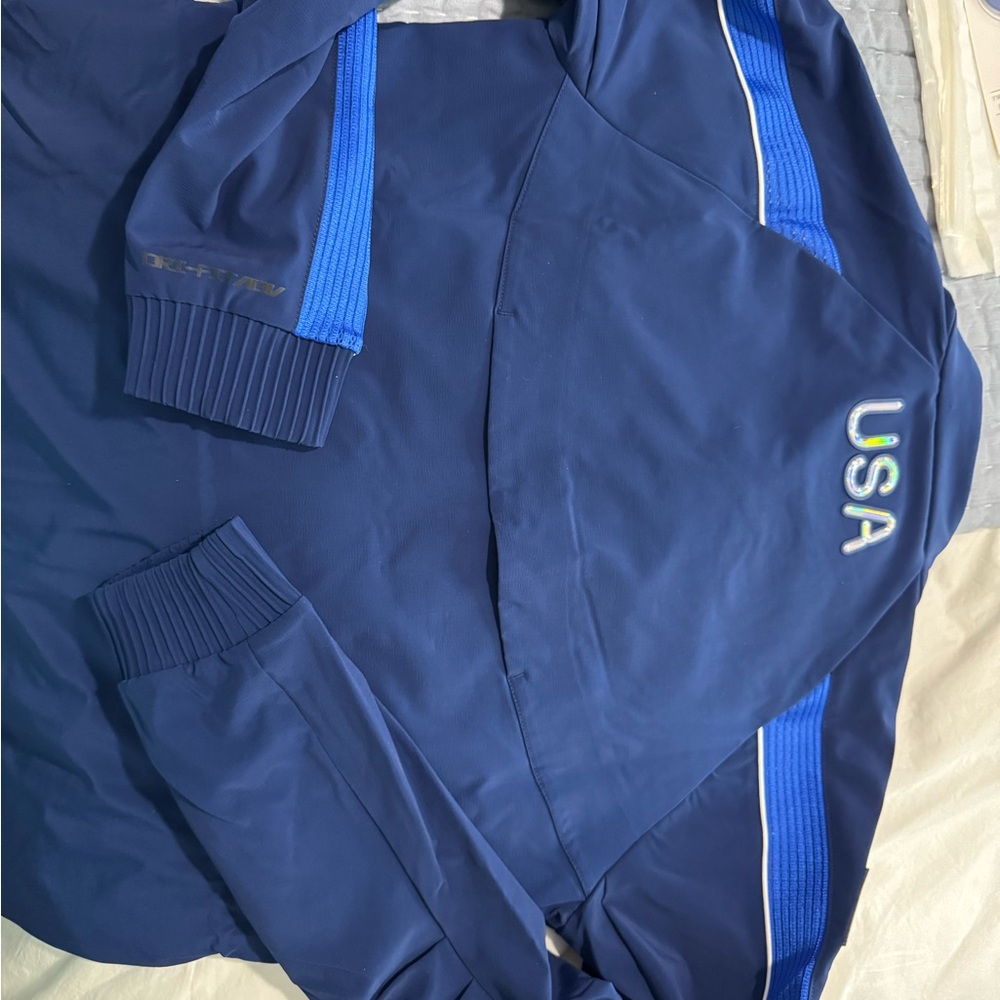 Nike Team 2024 Olympic USA Podium Blue & Silver Jacket Women’s Size Small NWT - Picture 10 of 14